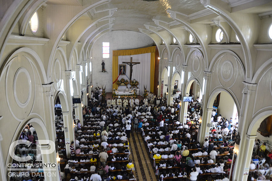 El cardenal celebró una misa de acción de gracias por su investidura en la parroquia San Francisco, en San Salvador, donde funge como párroco.