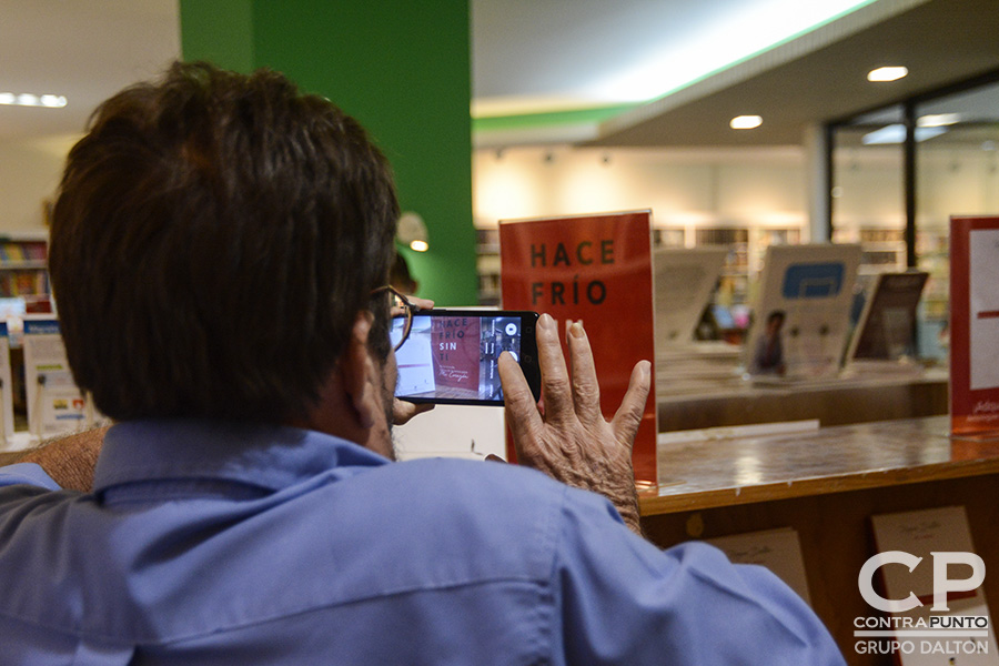 La familia Dalton presentó un libro de antologÃa del poeta Roque Dalton que recopila los poemas de amor del escritor salvadoreño en una publicación realizada por la Editorial Cinco.