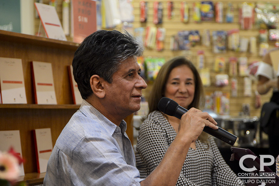 La familia Dalton presentó un libro de antologÃa del poeta Roque Dalton que recopila los poemas de amor del escritor salvadoreño en una publicación realizada por la Editorial Cinco.