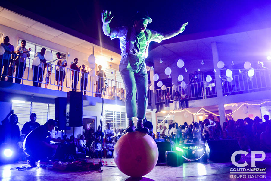 Por tercera ocasión el arte y la cultura se toman la Zona Rosa. La Nuit Blanche, organizada por la Alianza Francesa, reúne diferentes expresiones culturales en museos y negocios.