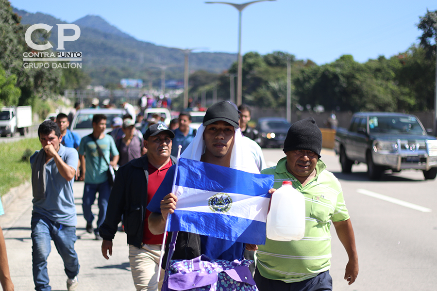 Siempre sintiéndose orgullosos de ser salvadoreños, aunque este paÃ­s no les haya dado las oportunidades que necesitaban