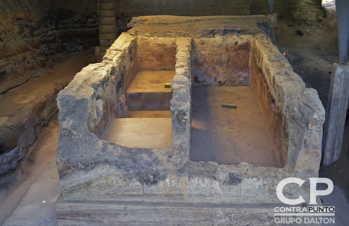 En el cantón Joyas de Cerén, cuyo nombre tampoco tiene algo que ver
con las ruinas arqueológicas ahÃ­ descubiertas, está ubicado a 35
kilómetros al occidente de San Salvador, incrustado en el rico Valle de
Zapotitán, en la provincia de La Libertad.