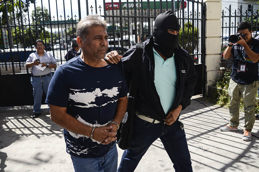 El reconocido comunicador Alejandro Maximiliano González, conocido como