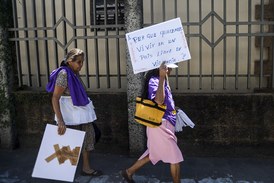 En el 2015, de 574 casos de muertes violentas de mujeres, las instituciones solamente tipificaron 34 como feminicidios. Las cifras del 2016 no han sido presentadas.