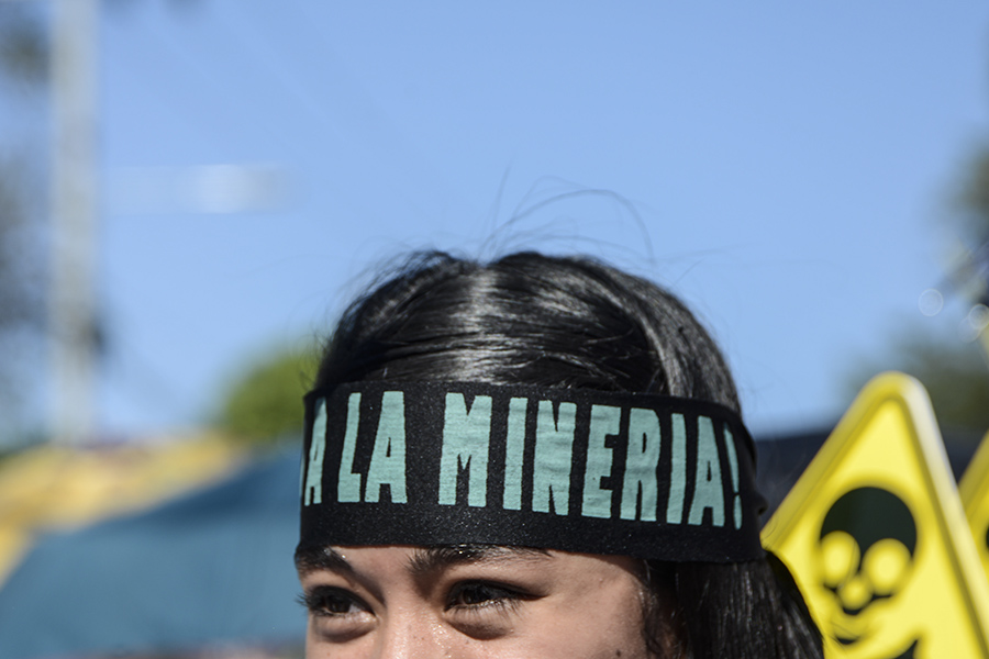 La Iglesia Católica salvadoreña realizó una marcha pacÃ­fica para pedir a diputados de la Asamblea Legislativa la aprobación de una ley en contra de la minerÃ­a metálica.