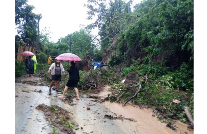 Derrumbes en Comasagua