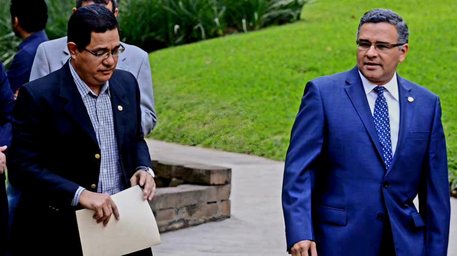 Juramentan a perito para investigar presunto enriquecimiento ilícito de ...