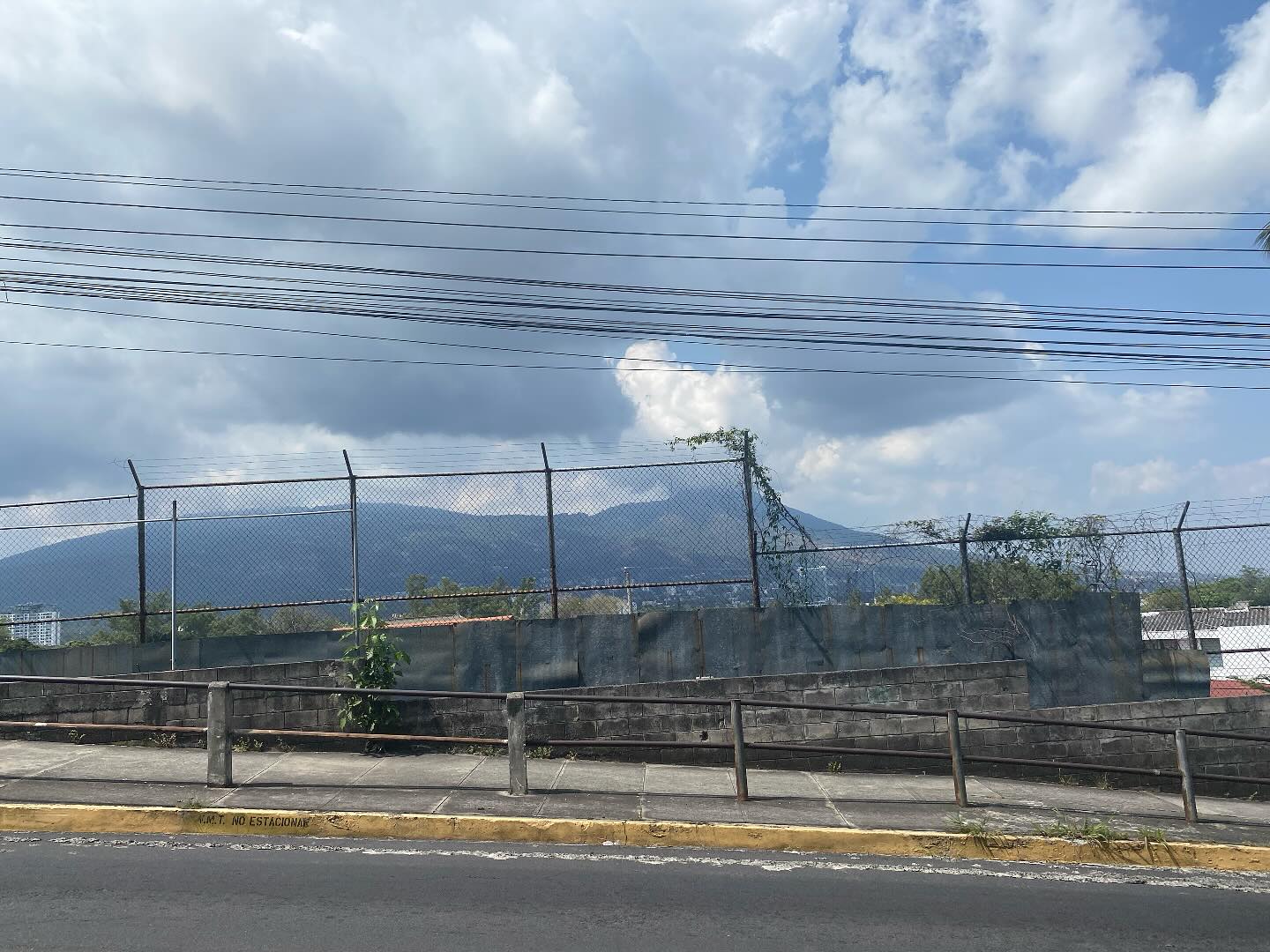 No existen sustancias adictivas, lo que si existe es una conducta adictiva