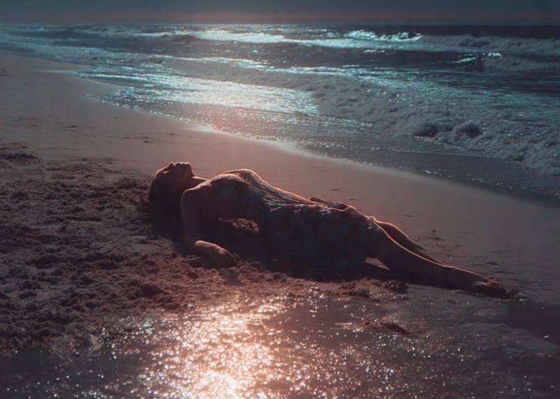 Poeta Gabriel Otero plasma la belleza del mar en conmovedor poema