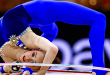 Ucraniana Taisiia Onofriichuk gana el oro en aro en el Mundial de Gimnasia Rítmica